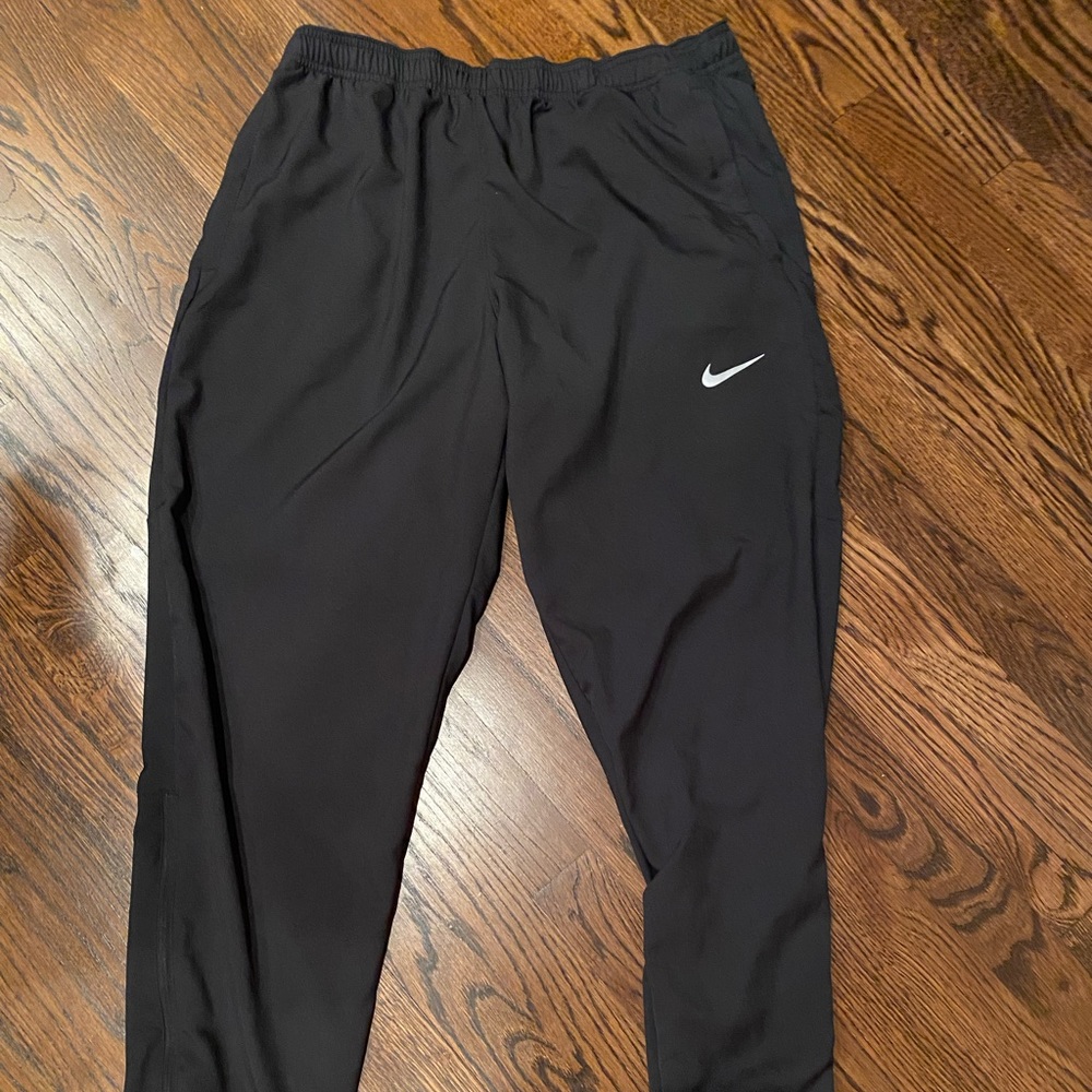 Nike Dri Fit Size Large